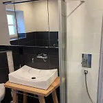 Lichtdurchflutete 65m2 Einliegerwohnung Mit Grosser Suedterrasse Und Komfort-bad Апартаменты Gutenzell-Hurbel