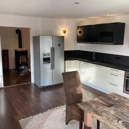 Appartement Lichtdurchflutete 65m2 Einliegerwohnung Mit Grosser Suedterrasse Und Komfort-bad Gutenzell-Hürbel